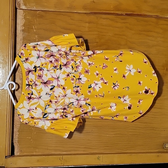 Womens Floral Top - Picture 5 of 6